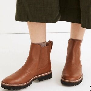 NEVER WORN Madewell the citywalk lugsole chelsea boot in leather